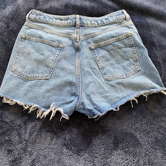 💥PRICE⬇️
TOPSHOP MOTO - MOM Shorts - size 10 - - Picture 6 of 11